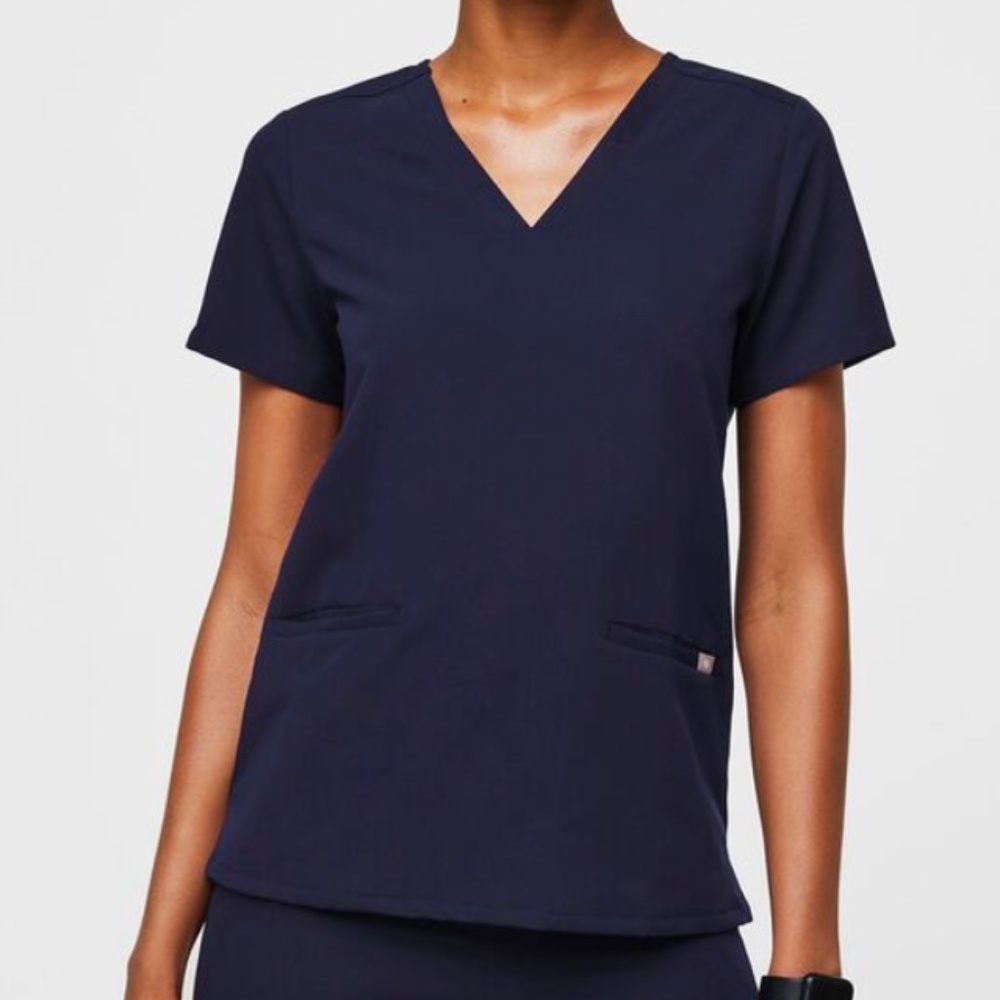 Figs Casma Three-Pocket Scrub Top - Navy Blue - Size XS